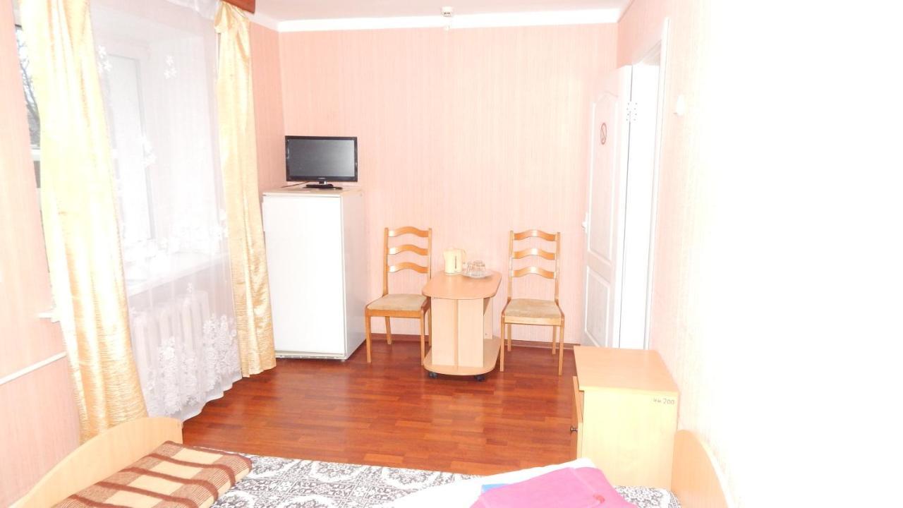 Akademicheskaya Hotel Минск Екстериор снимка