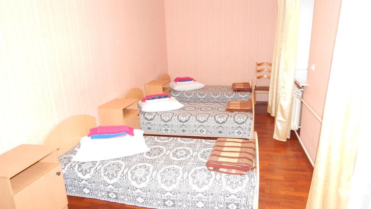 Akademicheskaya Hotel Минск Екстериор снимка