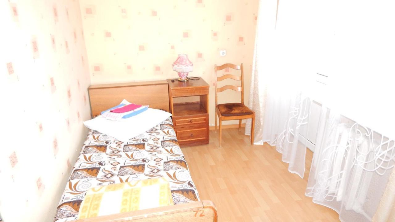 Akademicheskaya Hotel Минск Екстериор снимка